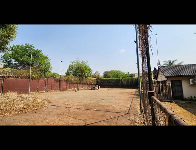 873M² VACANT LAND FOR SALE IN ALBERANTE